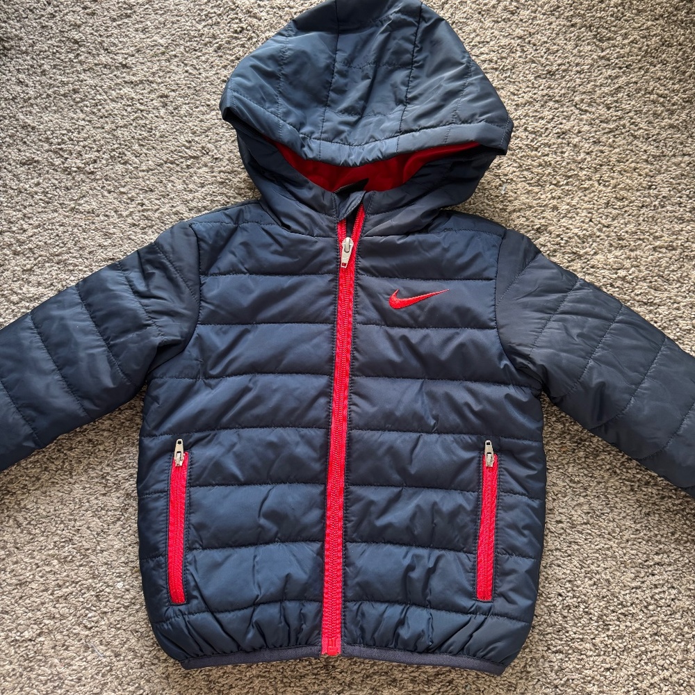 Nike toddler puffer jacket